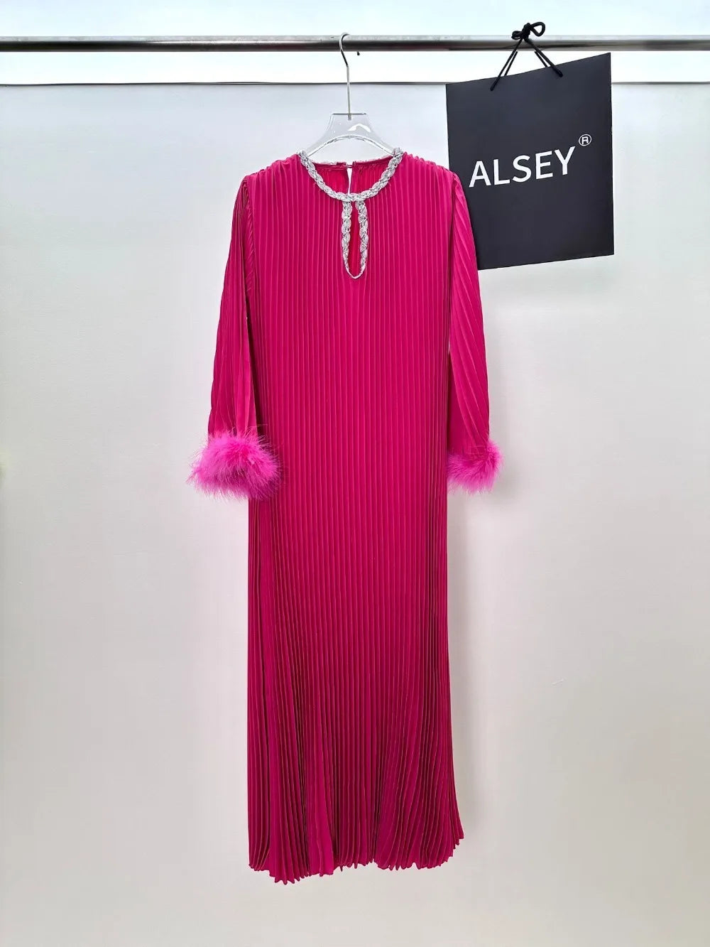 Eid Abaya Women Dress Muslim Pleated Feather Dubai Vestidos Largos Long Dresses Kaftan Arab Robe Party Caftan Jalabiya Ramadan