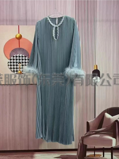 Eid Abaya Women Dress Muslim Pleated Feather Dubai Vestidos Largos Long Dresses Kaftan Arab Robe Party Caftan Jalabiya Ramadan